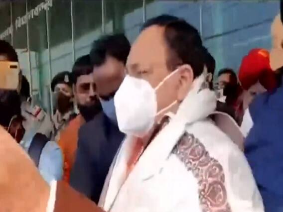 बंगाल : बर्धमान में बीजेपी अध्यक्ष जेपी नड्डा, राधा गोविंद मंदिर में दर्शन किया 