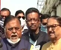 EC's visit at Kolkata: 'বিএসএফ গ্রামে গিয়ে ভয় দেখাচ্ছে', কমিশনের সঙ্গে বৈঠকের পর সরব পার্থ 