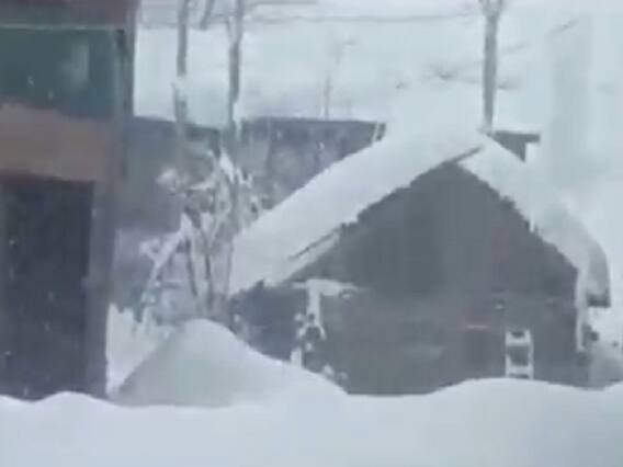 અસ્મિતા વિશેષઃ ચારેકોર બરફ 