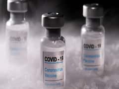 वैक्सीन लगवाने वाले लोगों में हल्के साइड इफेक्ट 