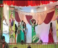 यहां बार बालाओं का क्या काम, मेले की आड़ में फैलाई जा रही अश्लीलता | Mathura | ABP Ganga 