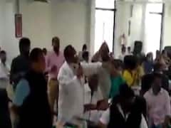 વલસાડ નગરપાલિકાની સભા તોફાની બની, સત્તા પક્ષ અને વિપક્ષ આમને-સામને