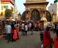 Happy New Year 2021 | नववर्षानिमित्त शेगावनगरी भाविकांनी फुलली