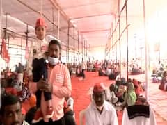 Mumbai: दिल्ली में चल रहे आंदोलन के समर्थन में आजाद मैदान में जमा हुए हजारों किसान, निकाली झांकी