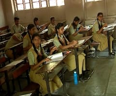 SSC Syllabus | दहावीचा अभ्यासक्रम 50 टक्के कमी करा : मुंबईतील प्राध्यापक, शिक्षकांची मागणी