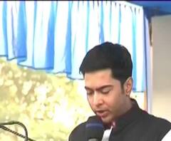 টিভিতে টাকার বান্ডিল নিতে আপনাকেই দেখেছিল মানুষ, শুভেন্দুকে আক্রমণ অভিষেকের