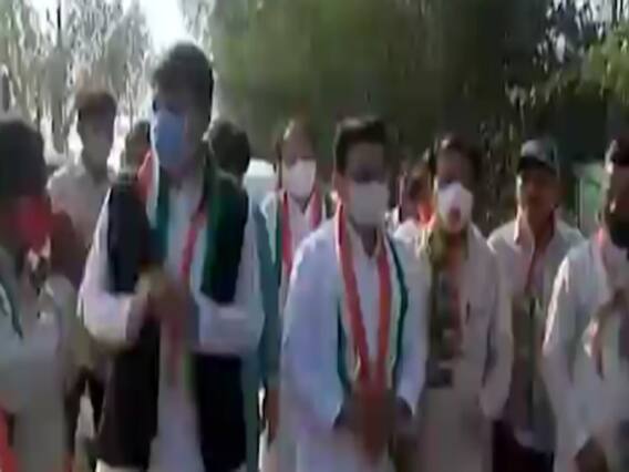 સોશિયલ ડિસ્ટન્સિંગના નિયમો તોડવામાં ભાજપ-કૉંગ્રેસ ભાઈ-ભાઈ