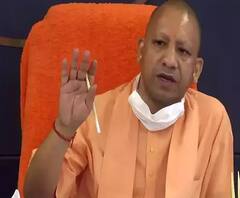 Corona Vaccination: CM Yogi के निर्देश, जल्द तैयार हो फ्रंटलाइन वर्कर्स का डाटाबेस | ABP Ganga