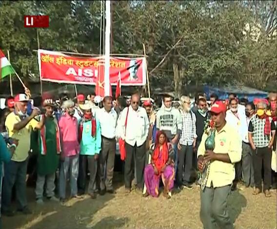 Republic Day 2021 | मुंबईच्या आझाद मैदानावर शेतकरी ध्वजारोहण करणार