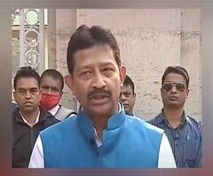 অসুস্থ অরূপকে দেখতে হাসপাতালে রাজীব, করলেন দ্রুত সুস্থতার কামনাও