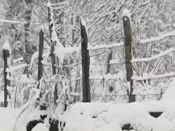Heavy snowfall continues in hilly areas