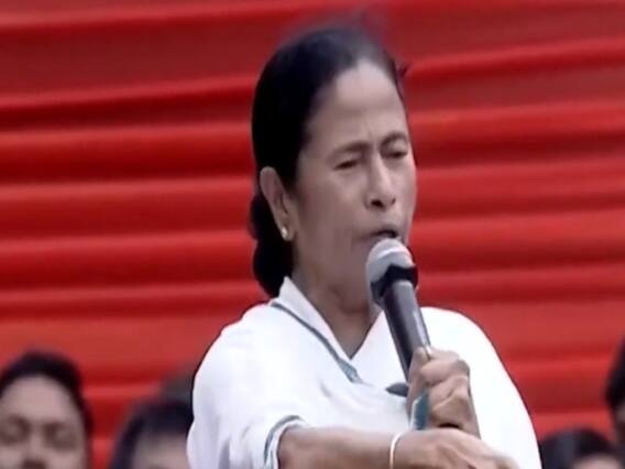 Mamata Banerjee ने चुनाव जीतने के लिए बदली अपनी रणनीति | Bengal Elections