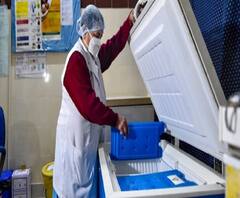 जानिए, दिल्ली में क्या हैं Corona Vaccination के इंतजाम ? | abp Ganga 