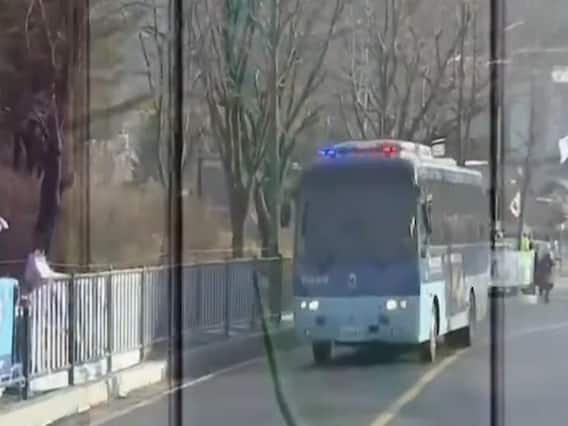 Samsung के मालिक वाय ली को सजा, पूर्व राष्ट्रपति को घूस देने का आरोप 