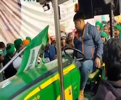 Tractor Parade: हिंसा के बाद 15 से ज्यादा मेट्रो स्टेशन बंद | Farmers Protest | ABP Ganga 