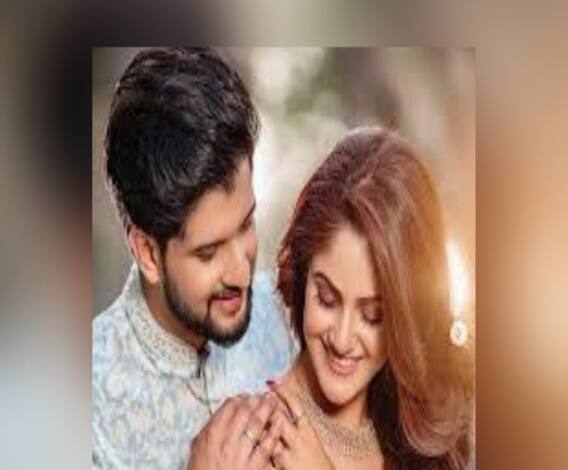 নীল-তৃণার রোমান্টিক ভিডিও থেকে শ্রীতমার লেটেস্ট ফটোশ্যুট, দেখুন 'হয় মা নয় বৌমা' 