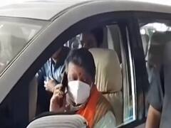 West Bengal Elections: इजाजत न मिलने के बावजूद रोडशो निकालेगी BJP, करीब 70 गाड़ियां होंगी शामिल