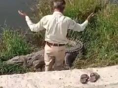 વડોદરાઃ ‘મને સપનામાં માતાજીએ કહ્યુ એટલે હું મગર સાથે વાતચીત કરતો હતો’