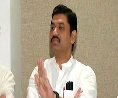 Gram Panchayat Election Result | परळीमध्ये धनंजय मुंडे यांच्या गटाला मोठं यश