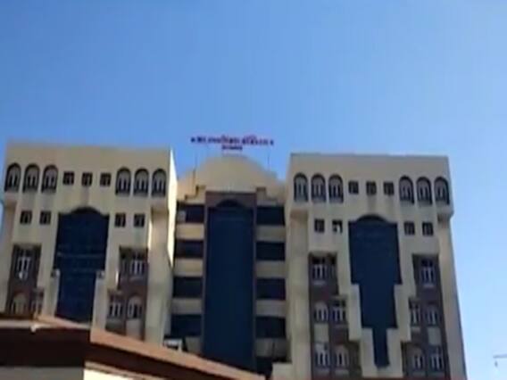 ભાવનગરની સિવિલ હોસ્પિટલના તબીબ પર અજાણ્યા શખ્સોનો હુમલો, જુઓ વીડિયો