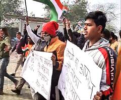 Farmers Protest | सिंघू बॉर्डवर पुन्हा गोंधळाचं वातावरण; आदोलक शेतकऱ्यांविरोधात जोरदार घोषणाबाजी