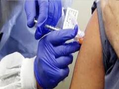 क्या वैक्सीन पर फैलाये गए भ्रम की वजह से कम लोग आ रहे हैं कोरोना का टीका लगवाने? | मास्टर स्ट्रोक