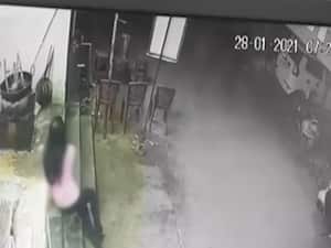 सनसनी: कैमरे में कैद इंदौर का गुमनाम शैतान !