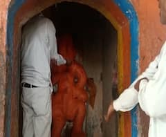 Jalgaon Jamner | नवनिर्वाचित ग्रामपंचायत सदस्यांना शपथ, सदस्यांना शपथ दिल्याचा व्हिडीओ व्हायरल