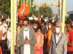 બોટાદમાં ભાજપના કાર્યક્રમમાં કોરોનાના નિયમોનો સત્યાનાશ, જુઓ વીડિયો