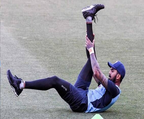 AUS vs IND: নেটে কব্জিতে চোট, অস্ট্রেলিয়া সিরিজ থেকে ছিটকে গেলেন কে এল রাহুল