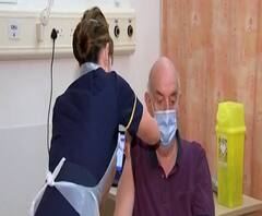 AstraZeneca-Oxford भारतात देण्यात येणारी ऑक्सफर्डची पहिली लस ब्रिटनमध्ये 82 वर्षीय इसमाला दिली