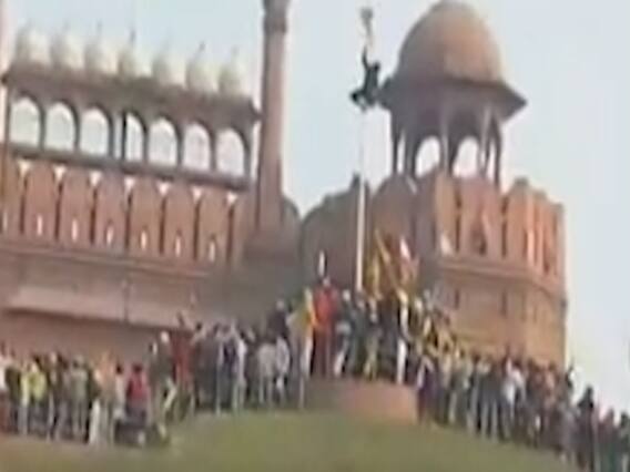 Tractor Rally Riots : 26 जनवरी की हिंसा के मामले में दिल्ली पुलिस ने दर्ज किए 38 FIR