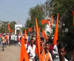 Maratha Reservation | साष्ट पिंपळगावच्या ग्रामस्थांचा एल्गार; बैलगाडी आणि ट्रॅक्टरचा भव्य मोर्चा