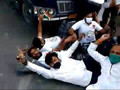 સુરત: તિરંગા યાત્રા યોજતા પાસના કાર્યકરોની કરાઈ અટકાયત 