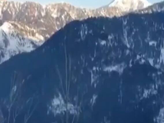 Jammu Kashmir: सेना ने बदल दी इस गांव की तस्वीर,लेकिन बर्फबारी लाती है मुसीबत