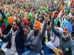 Tractor Rally : UP Police ने किसान नेताओं को Ghazipur Border खाली करने का दिया अल्टीमेटम