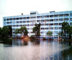 বিনা চিকিৎসায় মৃত্যু করোনা আক্রান্ত রোগীর, কাঠগড়ায় এনআরএস