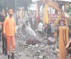 Gaziabad | स्मशानभूमीत छत कोसळून 18 जणांचा मृत्यू, उत्तर प्रदेशातील गाजियाबाद जिल्ह्यातील घटना