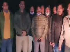 ग्रेटर नोएडा में बदमाशों और पुलिस के बीच जबरदस्त मुठभेड़