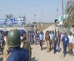 INTTUC-এর বিক্ষোভে ধুন্ধুমার নিউ জলপাইগুড়ির স্থলবন্দর চত্বর