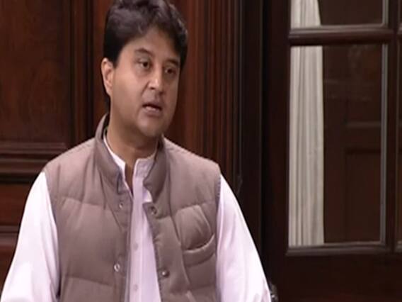 Farmers Protest : Ghazipur Border पहुंचे कई विपक्षी नेता, संसद में भी बवाल 