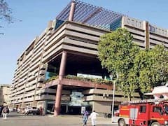 અમદાવાદ મહાનગર પાલિકાની ચૂંટણીમાં નવા ચૂંટાયેલા કોર્પોરેટરો કેટલા છે શિક્ષિત ? જુઓ વીડિયો