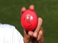 Pink Ball में महारत हासिल करने में लगी Team India, देखिए क्रिकेट की दुनिया की सारी खबरें