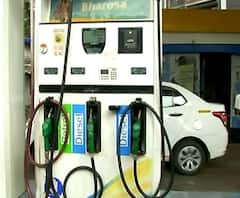 परभणीत पेट्रोलची शंभरीकडे वाटचाल, 97₹ प्रतिलीटर पेट्रोल, सलग पाचव्या दिवशी इंधनदरांत वाढ