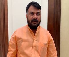 Governor vs Thackeray Govt | राज्यपाल महाराष्ट्राचा द्वेष करतात : शिवसेना खा. हेमंत पाटील