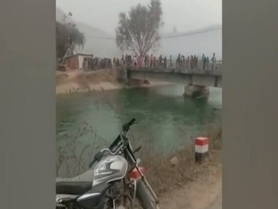 MP के सीधी में दुखद हादसा, नहर में गिरी बस, निकाले गए 7 शव