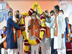 BJPની જીત બાદ સુરતમાં CR પાટીલનું ભવ્ય સ્વાગત, કોગ્રેસ-AAP પર કર્યા શાબ્દિક પ્રહાર