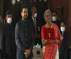 BUDGET 2021 : করোনা-কালে ICU-তে চলে যাওয়া অর্থনীতির হাল ফেরাতে মোদি সরকারের বাজেটে খুশি কি আমআদমি? 