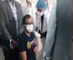 Uttar Pradesh में आज कोविड वैक्सीनेशन, 2.15 लाख फ्रंट वर्कर्स को लगेगा टीका। @ABPGanga 