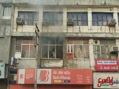 Banaskantha: પાલનપુર-અમીર રોડ પર મેડિકલના ગોડાઉનમાં લાગી આગ, જુઓ વીડિયો
